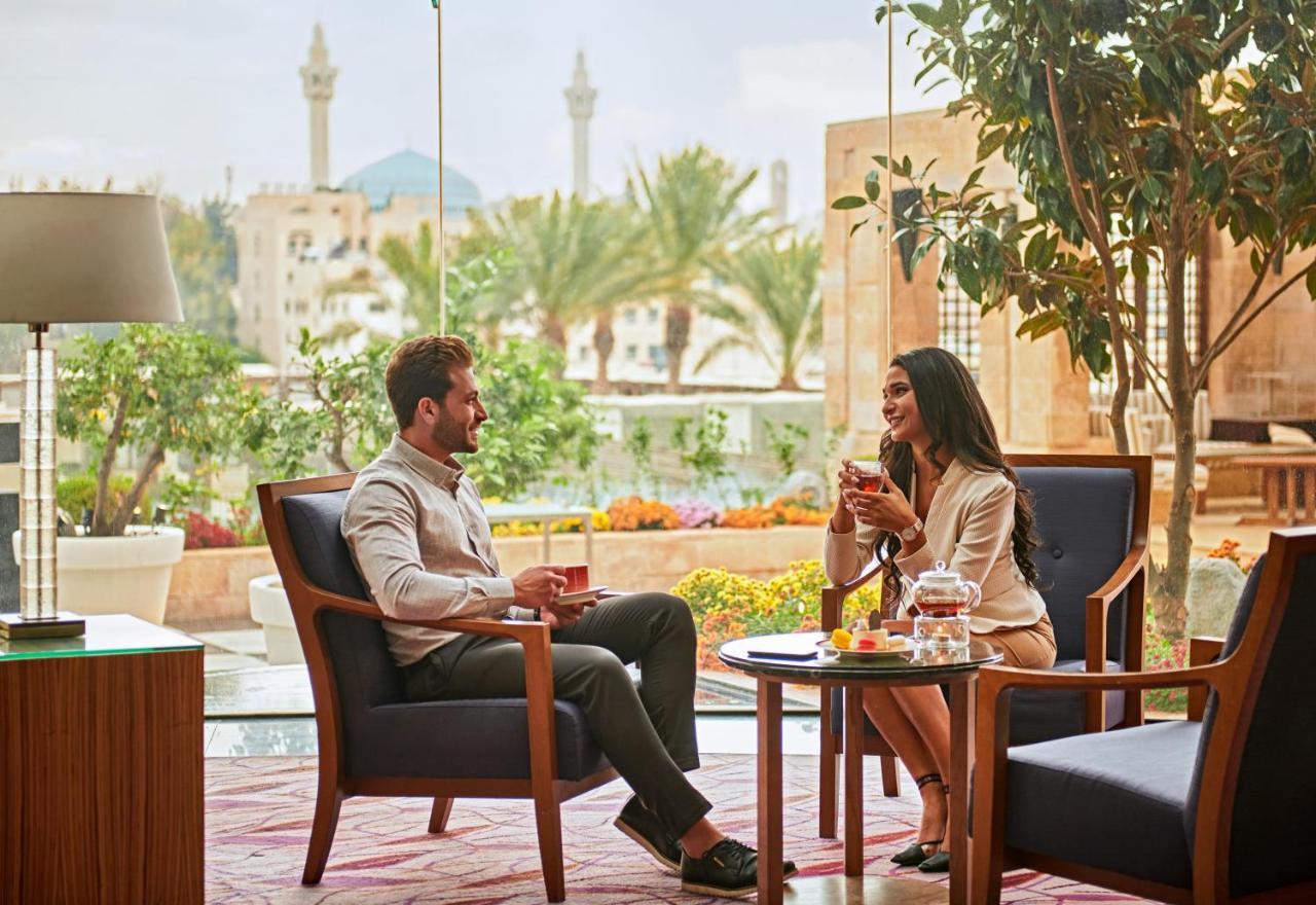 Grand Hyatt Amman Hotel Eksteriør billede The Terrace Lounge