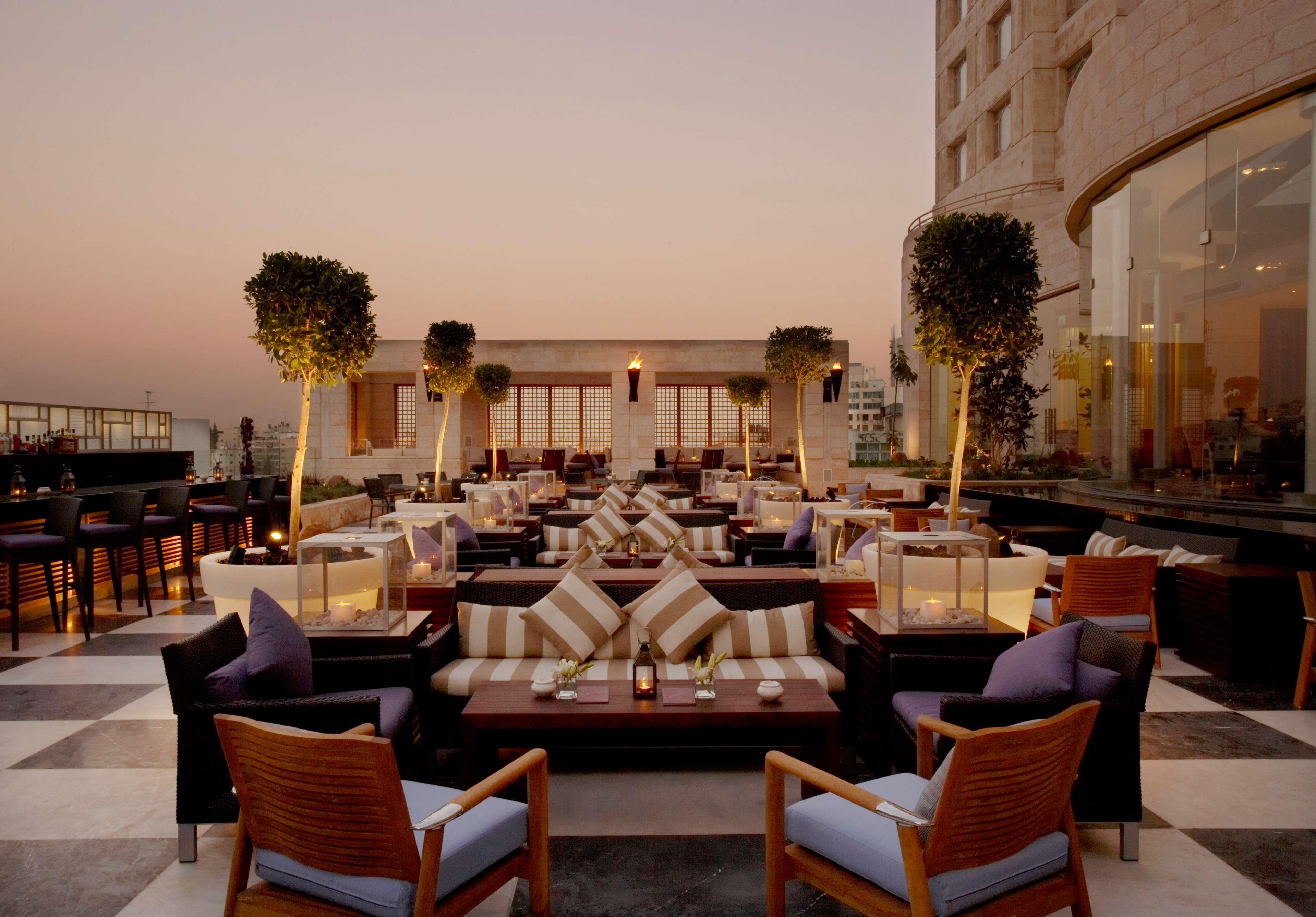 Grand Hyatt Amman Hotel Eksteriør billede The Bar
